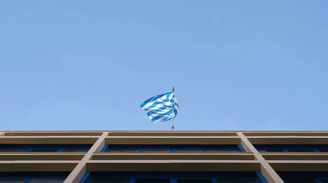 Ο Μανωλιός είναι γυμνός